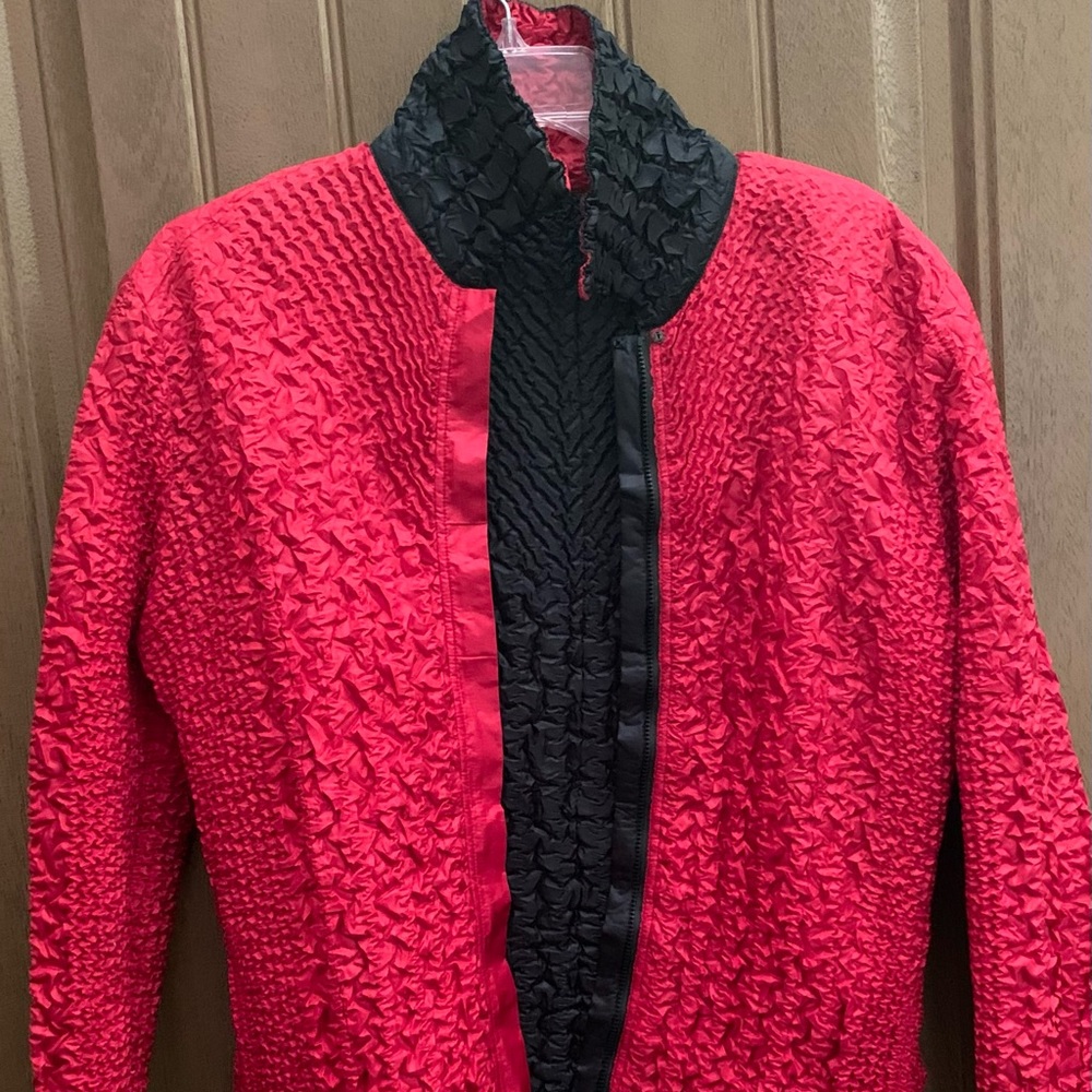Red/black jacket